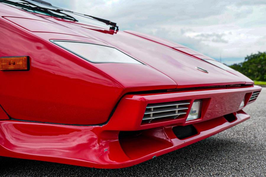 Детали экстерьера Lamborghini Countach LP5000 S Quattrovalvole 1988 года  (фото 56 из 146)